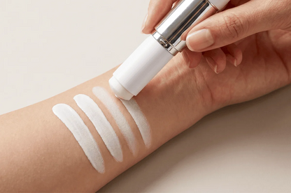 🎉BUY 1 GET 1 FREE🎉Color-Changing Foundation Stick with Collagen Capsules - Dual-Ended with Detachable Brush